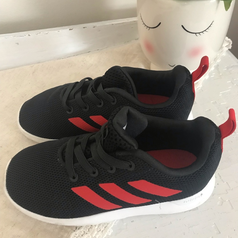 Great condition adidas toddler boy sneaker
